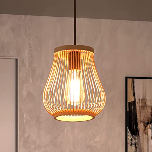 Lustre en bambou contre la lumière agressive dans la chambre