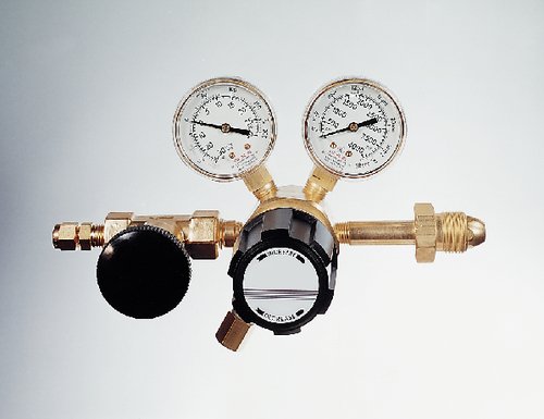4022331320 - Carbon Dioxide - Single-Stage Gas Regulators - Each