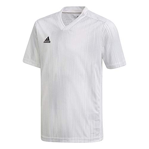 Pull Tiro 19 adidas pour rester au chaud durant le match de foot junior
