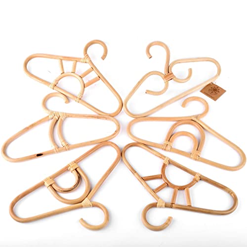 Image of TV BAMBOO Set of 6 Rattan Clothes Hanger for Kid - Rattan Nursery Hangers, Hangers for Kid Clothes, Dress, Skirts - Kid Room Decor