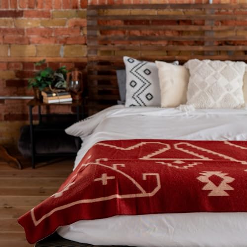 Image of Arcturus Rainier Wool Blanket, Warm, Thick, Washable Wool Blanket for Home, Outdoors, Camping, Tailgates, Picnic, Hunting, Travel & Emergency Kits, Twin Size, 4.5 lb, Monument Valley