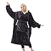 Produktbild VOKARALA Sherpa Hoodie Robe Decke, Tragbare übergroßes Sweatshirt Fleece-Decke mit großer Fronttasche und Kapuzen, Super Bequeme Warme Verlängerter Kuschelpullover Riesen-Sweatshirt Damen.