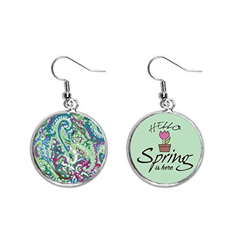 Pendientes de primavera con hojas verdes de acabado artístico exclusivo