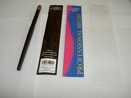 Cameo Angled Eyeshadow Brush