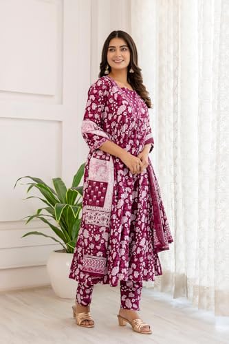 Image of SHIENZY Cotton Blend Kurta Set for Women
