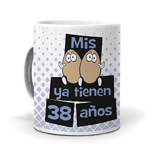 Taza Mis Huevos ya Tienen 38 años. Cerámica AAA - 350 ml.