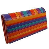 4 Geldscheinfächer und 2 Münzfächer mit Reißverschluss im Inneren der Geldbörse, eines davon ist in zwei Fächer unterteilt, es gibt auch ein zusätzliches Reißverschlussfach auf der Rückseite der Brieftasche.