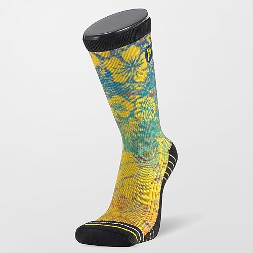 Eco Friendly Pair of socks made with 91% Coffee Waste Yarn. Designed for performance and protection.2