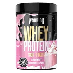 Warrior Whey Proteinpulver 500 g (Erdbeer-Milchshake) – muskelaturaufbau & Regeneration – Protein-Shake mit BCAAs, kohlenhydratarm & lecker – 20 Portionen für Fitness, Training & Sporternährung