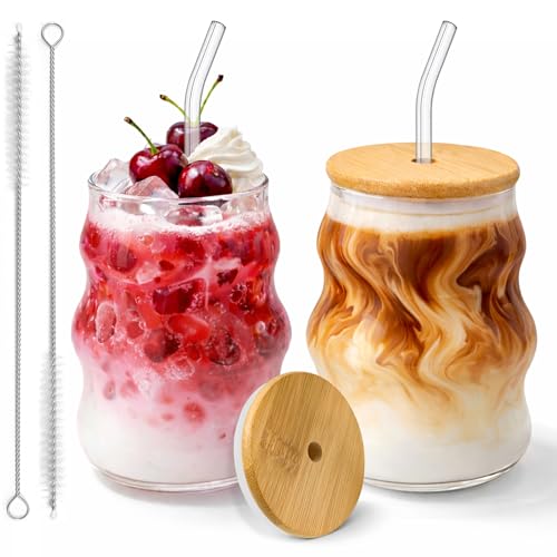 Coco Berming Lot de 2 Verres à Bulles 530ml, Tasse en Verre Ondulé avec Paille et Couvercle, Verre Design pour Matcha Latte & Café Glacé, Inclus Brosses