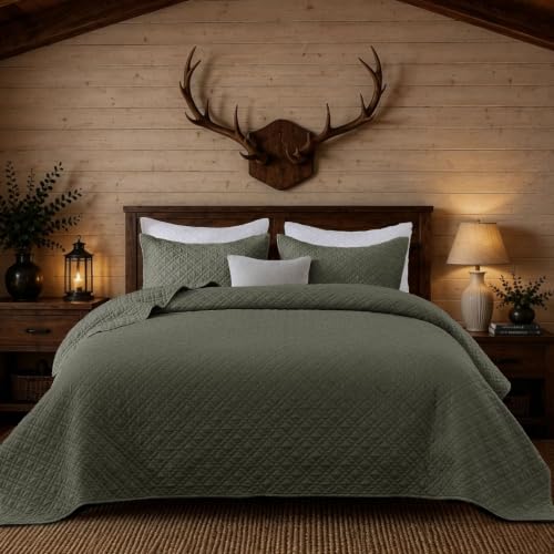 Cali King Quilt Set with Shams Lightweight Quilted Bedspread Coverlet Thin Comforter Bed Cover Vintage Washed Quilted Blanket for All Season, Brushed Microfiber Diamond Stitching, Moss Green, 111"x92" by DOWN HOME - Used condition - US$44.09