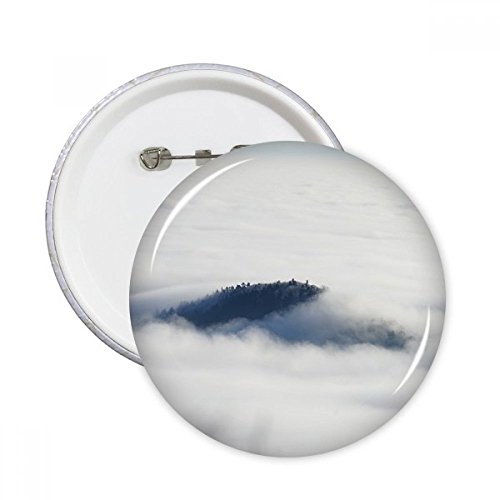 Badge bouton ciel et montagne idéal pour personnaliser un sac de randonnée en forêt