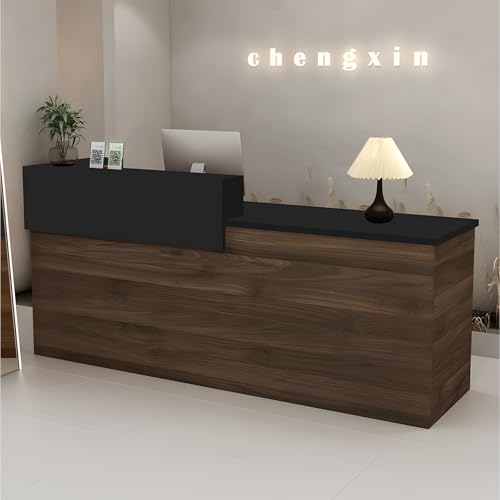 Soluzione di archiviazione intelligente: include un cassetto con serratura e ripiani aperti per tenere gli oggetti essenziali al sicuro e a portata di mano, perfetto per organizzare documenti, materiale per ufficio o effetti personali.