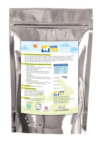 Rabbit-Guinea-Pig-Food-Meadow-Hay-Cubes-Feed-for-Small-Pets-Like-Rabbits-Guinea-Pigs-Hamsters-TreatsSnacks-100-Natural-1kg-Pack