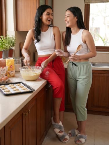 Image of Fflirtygo Women's Cotton Plain Calf Length Capri | Nightwear Short Pyjama | 3 /4th Solid Pyjama Pant | Regular Fit Casual & Lounge Wear Capri Combo (Pack of 2)
