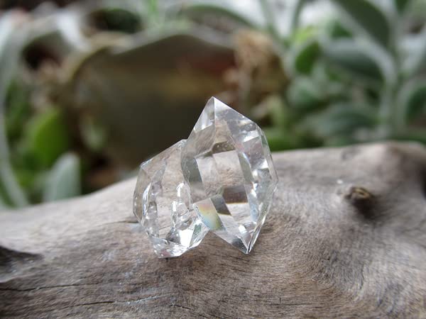 Amazon.co.jp: ハーキマーダイヤモンド 連結結晶 群晶 クラスター 水晶