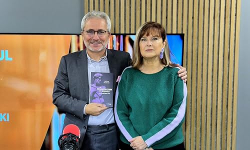 『H&eacute;l&egrave;ne Vecchiali pour le livre &laquo; La d&eacute;construction des hommes ; une fausse bonne id&eacute;e &raquo; aux &eacute;ditions Tr&eacute;daniel』のカバーアート