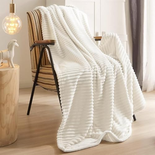 Premium Flanell Kuscheldecke weiß 200x230cm Waschmaschinenfest kuschelig weich und warm Wohndecke, Fleecedecke für Couch… – Ansicht 1