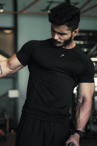 Image of FUAARK Nylon Seamless Compression Half Sleeves Dry Fit T-Shirts for High Performance in Gym
