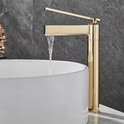 Mitigeur or brossé en laiton noble pour lavabo haut de gamme
