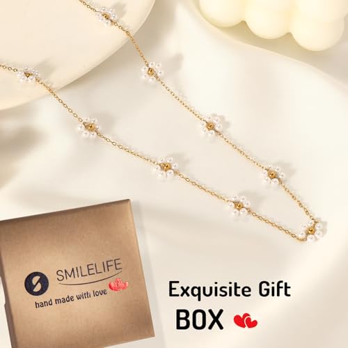 Daisy Pearl Necklaces for Women, Gold Plated Stainless Steel Handmade Flower Choker Jewelry for Women2