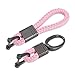 Produktbild hellomagic 2 Stück Stylischer Schlüsselanhänger Leder Auto Schlüsselanhänger Geflochtenes Schlüsselanhänger PU Schlüsselband mit Zink-Legierung für Männer Frauen Geburtstag Jahrestag(Pink)