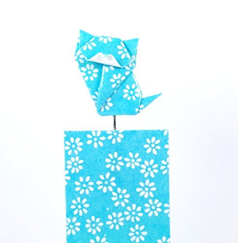 Marque Page Chat Chatte Origami Bleu Turquoise Avec Des Petites Fleurs Blanches En Papier Artisanal Japonais Washi Amazon Fr Produits Handmade