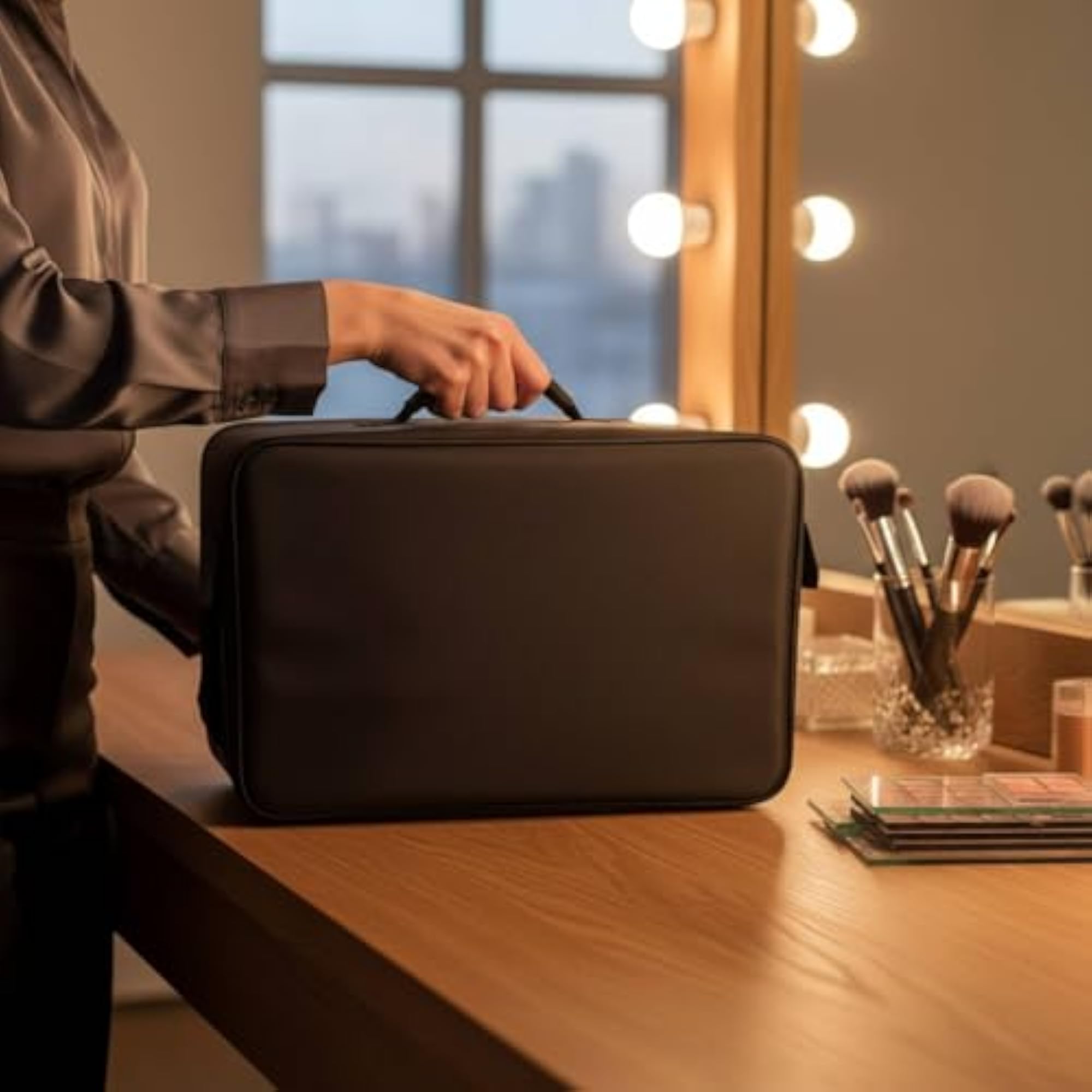 Telescopic Handle Professional Beauty Trolley, Travel Case