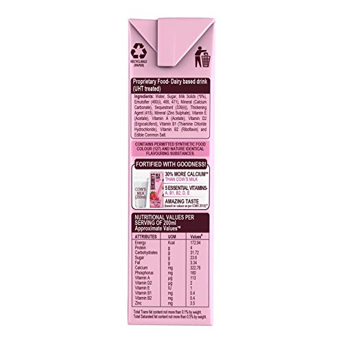 Hershey's Milkshake Strawberry, 6 x 200 ml - Image 3 thumbnail
