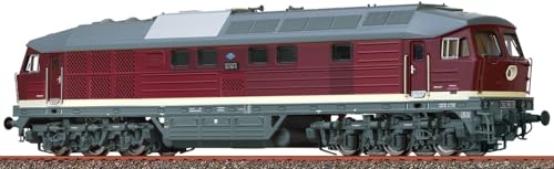 Locomotive diesel BR 132 DR traction puissante et roulement analogique fluide