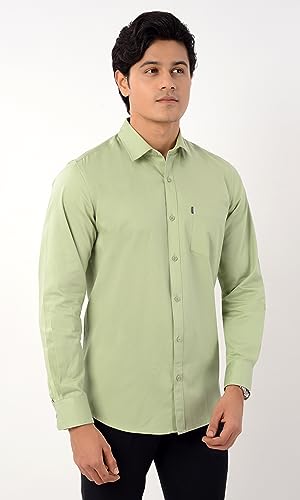 Image of Men's Solid Slim Fit Shirt
