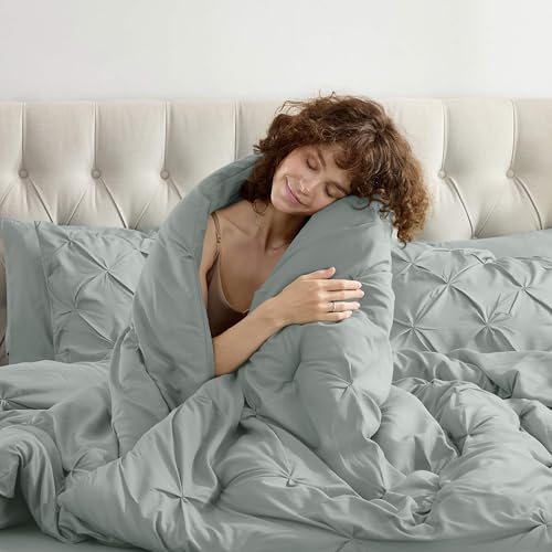 Nestl Queen Comforter Set 7 Piece - Pinch Pleated Comforters Queen Size Sage Green, Bed in a Bag Queen All Season, Queen Size Comforter Set Bedding with Flat Sheet, Fitted Sheet, Pillowcases and Shams by Nestl - Used condition - Image 8