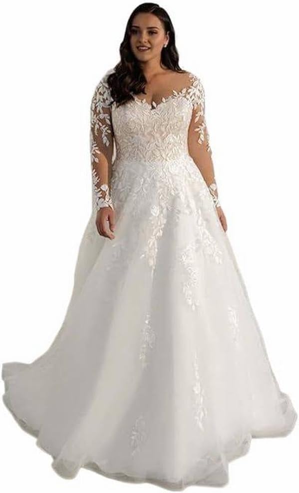 Robe de mariée à manches longues blanche pour un mariage d'hiver chic et romantique