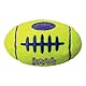 KONG – AirDog Football – Quietschendes, Federndes Apportierspielzeug aus Tennisballmaterial – Für Mittelgroße Hunde