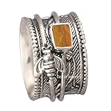 INFORMATIONS SUR LA TAILLE DE LA BAGUE - Pour commander chez Celcia Jewelry, vous devrez connaître votre taille en fonction de la taille standard américaine. Nos bagues sont fabriquées sur commande en tailles entières, demi et quart. Veuillez saisir votre demande en taille de bague standard américaine (ex. 6,25, 6,75) dans le menu 