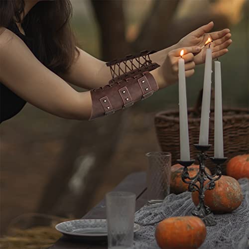 Brazaletes medievales de piel vikinga para destacar en tu próximo evento de cosplay y carnaval 7