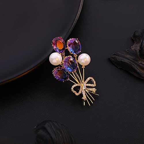 Image of Elegant Pearl Flower Designer Brooch Pins Broches Costume Jewelry For Women Fashion Christmas Gift