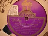  Antiguo Disco Pizarra - Old Slate Disc : SU NOCHE DE BODAS : Cantares que el viento se llevo (fox trot) ; Recordar (vals). ENRIQUETA SERRANO y AUGUSTO GONZALO