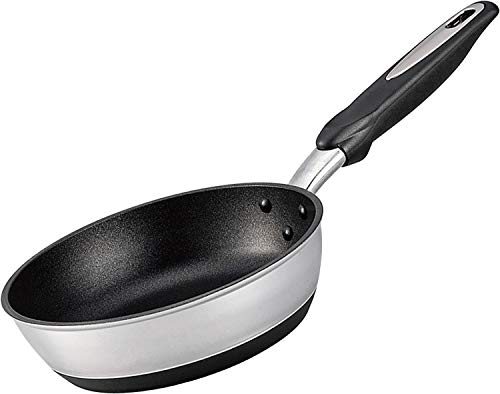 北陸アルミ フライパン 20cm アルミ IH対応 日本製 全面均一加熱 時短フライパン 丈夫 frying pan made in japan アルミ鋳物製 キャスト 熱変形に強い 木柄 木ハンドル 金属ヘラ使用 累計販売数100万枚 テフロン加工 ハイグレードコーティング 耐久性 焦げ付きにくい ジャパンクオリティ PFOAフリー IHハイキャスト プレミアム A-2661のサムネイル