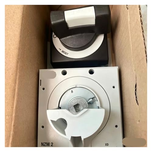 Poignée de disjoncteur rotative ETR4-11-A et commande de couplage NZM2-XS-L