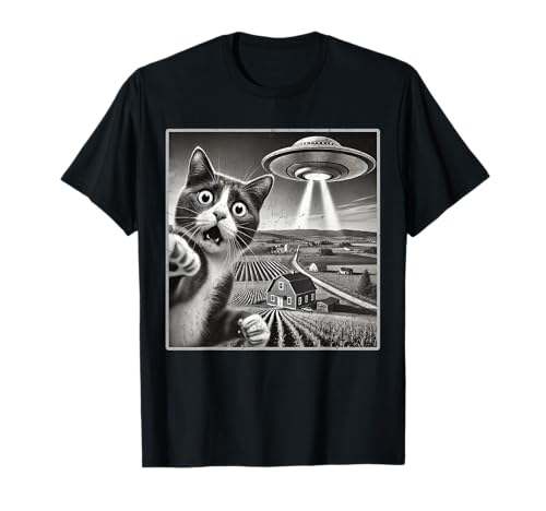 Cat Selfie with Alien UFO Shirt Funny Cat Graphic Men Women T-Shirt