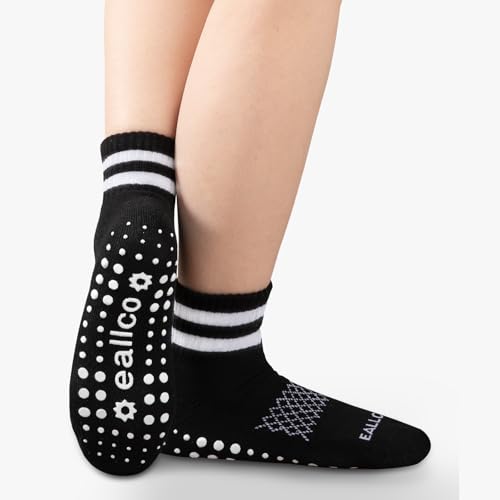 Pilates Grip Socks for Women Non Slip Grippy Athletic Yoga Socks for Barre Ballet Hospital 3 Pairs4