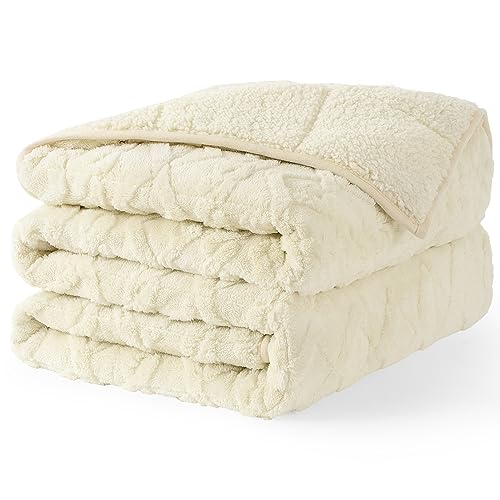 Uttermara Jacquard Weighted Blanket for Adult, 3D Cable Pattern Heavy Blanket Queen | Full Size 15lbs for Warm and Cozy 60" x 80" for Relaxation, Beige