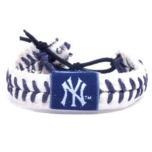 MLB New York Yankees Leather Baseball Seam Bracelet -
