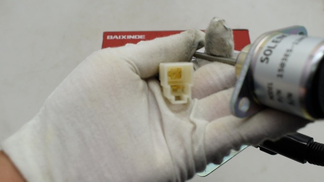 Amazon.com: 1503ES-12A5SUC9SLC24 SA-5156 Fuel Shut Down Solenoid