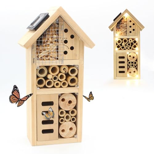 FISHTEC - Hotel de Insecto - Casa Solar de Madera - 10 LED Alimentados por Panel Solar - Madera de pino macizo - Para colocar o colgar - Refugio para todas las estaciones - Escarabajo, Mariposa,