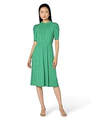 Emerald Scattered Leaf