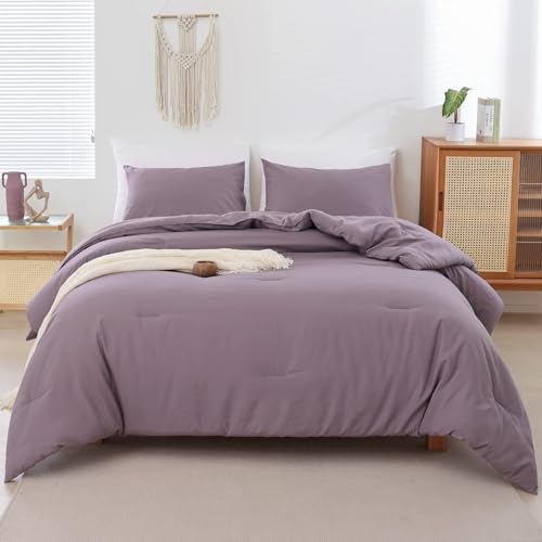 Image of ROSGONIA Oversized King Comforter 120x120, 3pcs Super King Comforter (1 Dusty Purple Comforter & 2 Pillowcases) Lightweight Warm Bedding Blanket