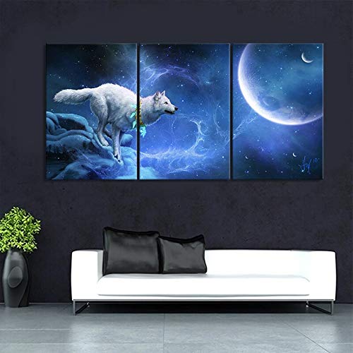 Toile loup et lune paysage nocturne pour créer une ambiance évasion dans votre salon