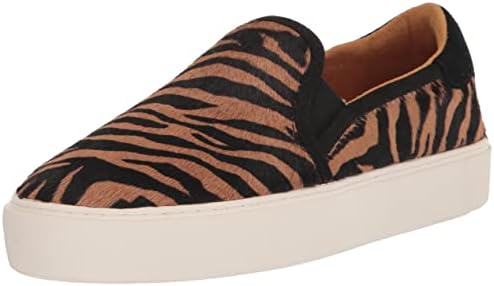 UGG Women's Cahlvan Print Sneaker, Tiger Light Butterscotch, 7